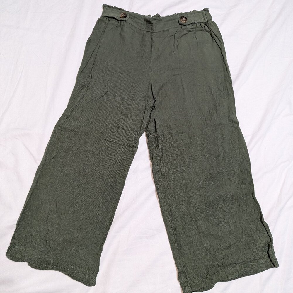 Suzy Shier Wide and comfy army green kaki small pants 100% viscose